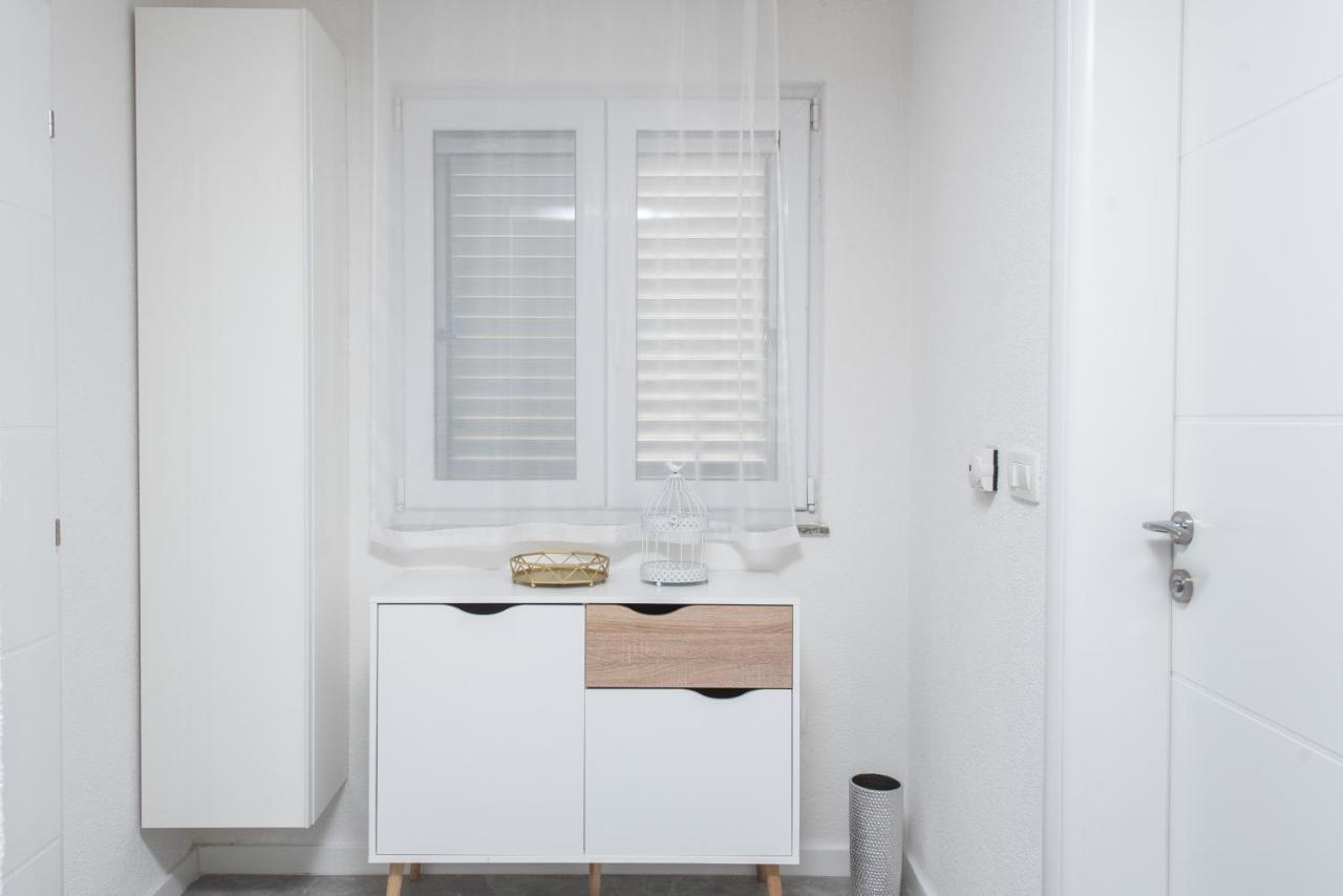 Apartmani Mara Kaštela المظهر الخارجي الصورة
