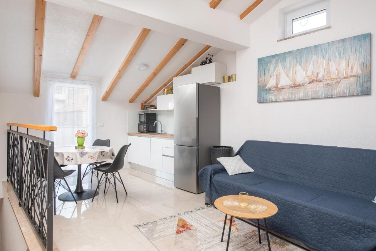 Apartmani Mara Kaštela المظهر الخارجي الصورة